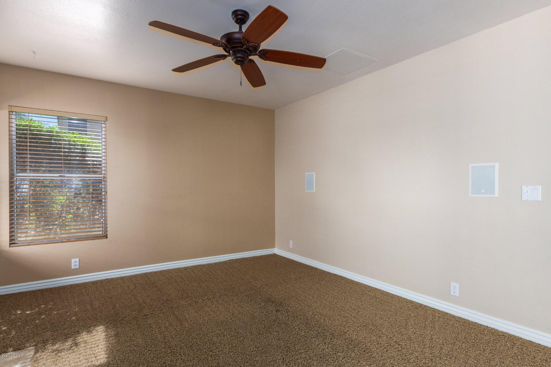 3326 East Escuda Road Phoenix, AZ 85050 - Photo 12 of 50 Escuda - Fam Rm3