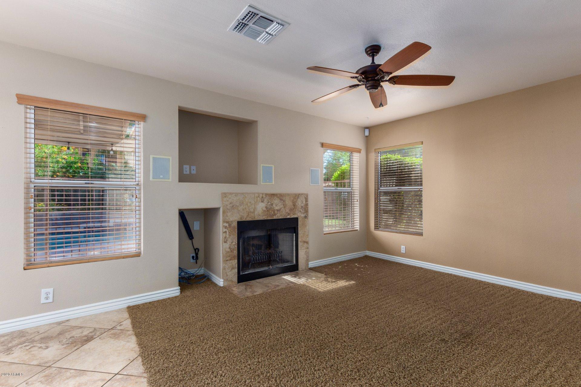 3326 East Escuda Road Phoenix, AZ 85050 - Photo 10 of 50 Escuda - Fam Rm1