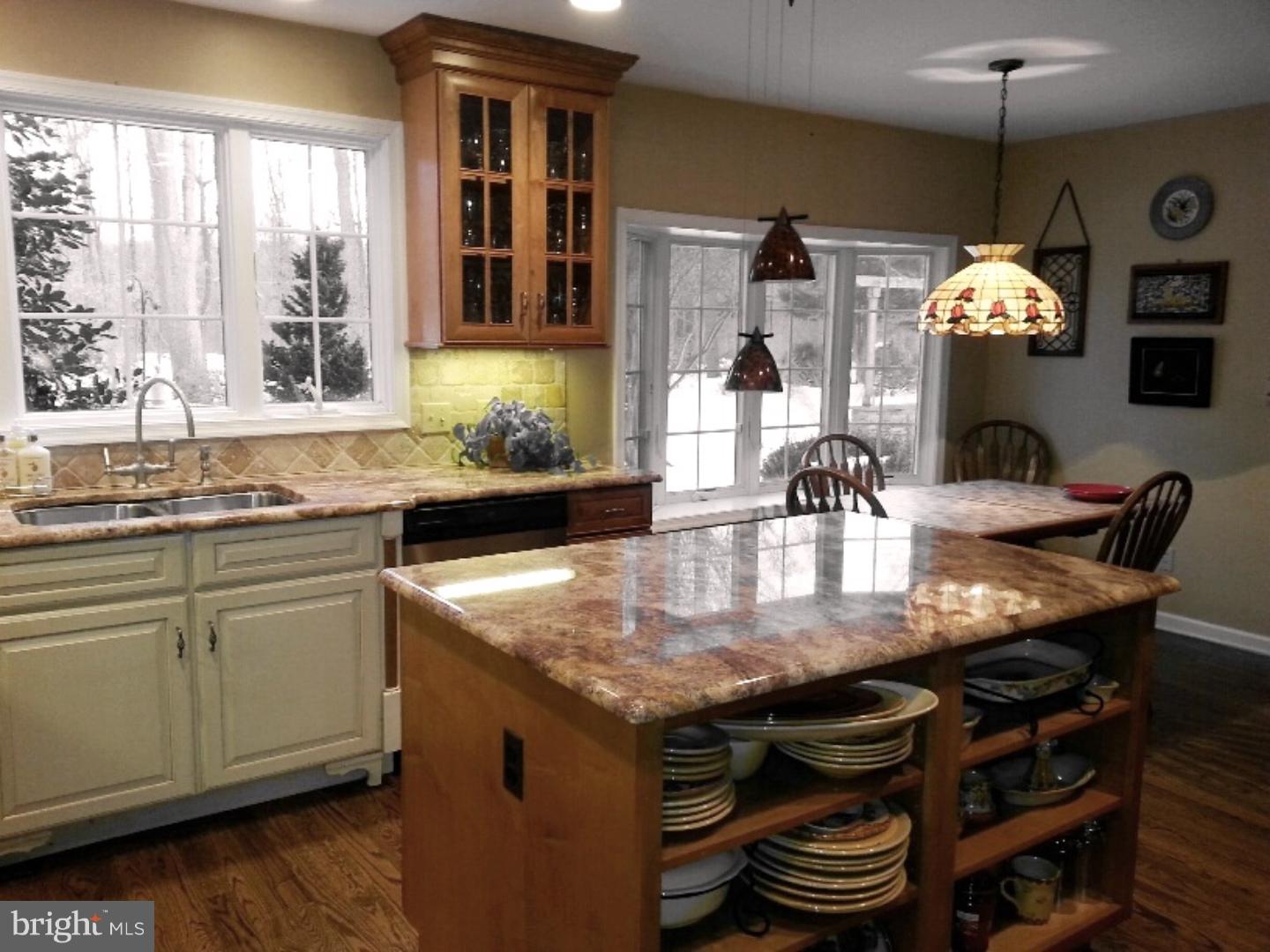 359 Richard Road Yardley, PA 19067 - Photo 11 of 25 Kitchen