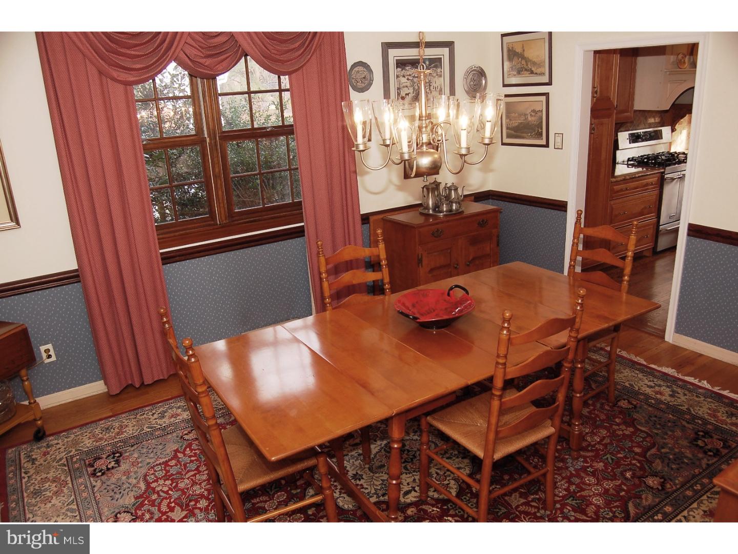 359 Richard Road Yardley, PA 19067 - Photo 6 of 25 Dining Room
