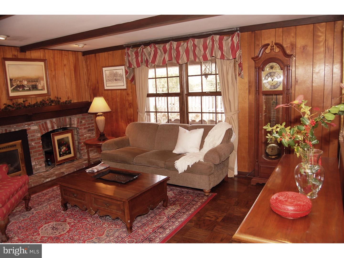 359 Richard Road Yardley, PA 19067 - Photo 8 of 25 Family Room