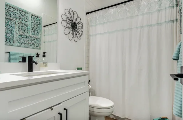 $3,400 | 12016 Savannah Avenue, Lubbock, TX 79424