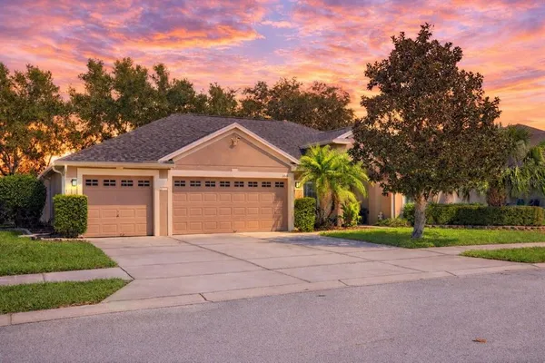 $375,000 | 3014 Zander Drive, Grand Island, FL 32735