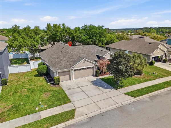 $375,000 | 3014 Zander Drive, Grand Island, FL 32735