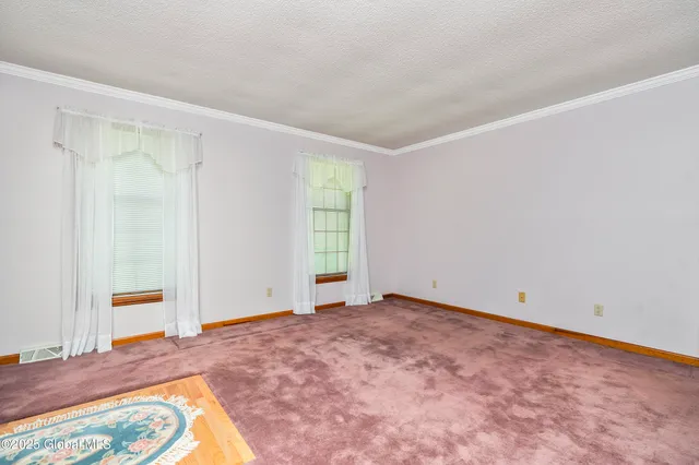 $639,000 | 987 Grooms Road, Clifton Park, NY 12148