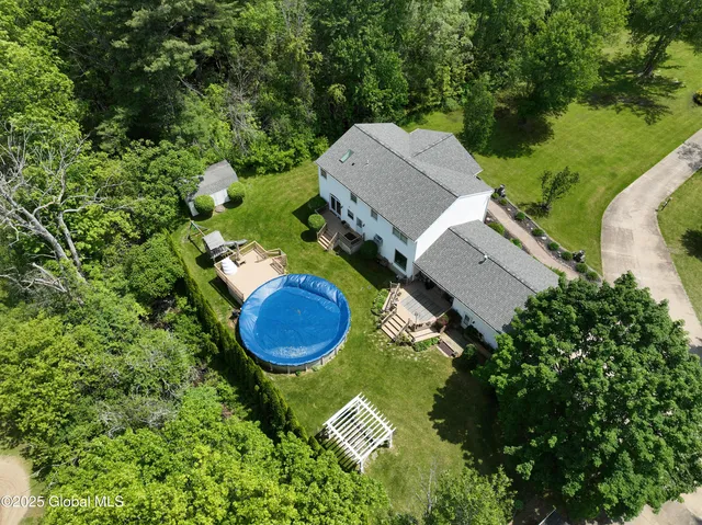 $639,000 | 987 Grooms Road, Clifton Park, NY 12148