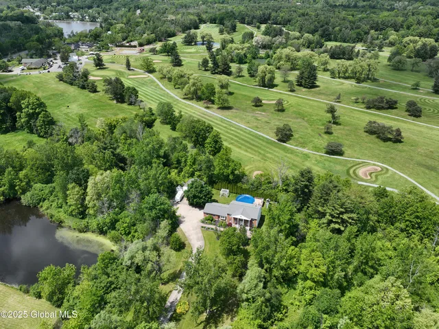 $639,000 | 987 Grooms Road, Clifton Park, NY 12148