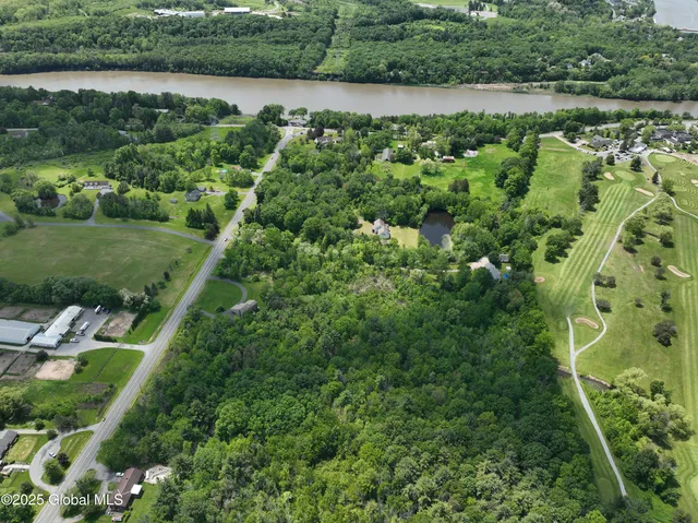 $639,000 | 987 Grooms Road, Clifton Park, NY 12148