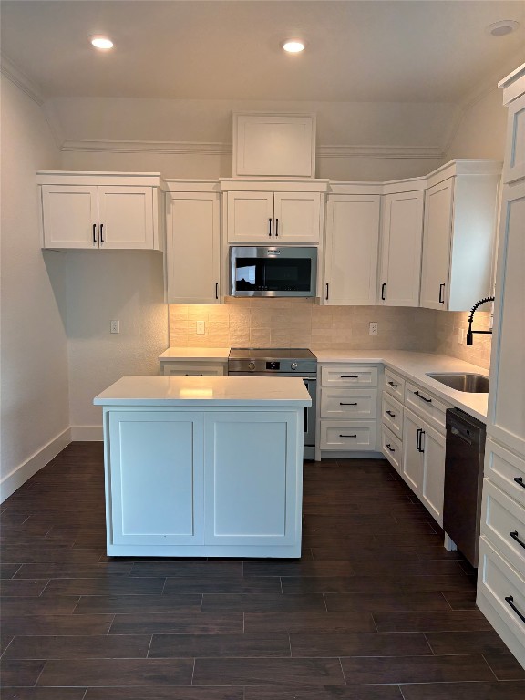 405 East Mulberry Street, Unit B Angleton, TX 77515 - Photo 2 of 11