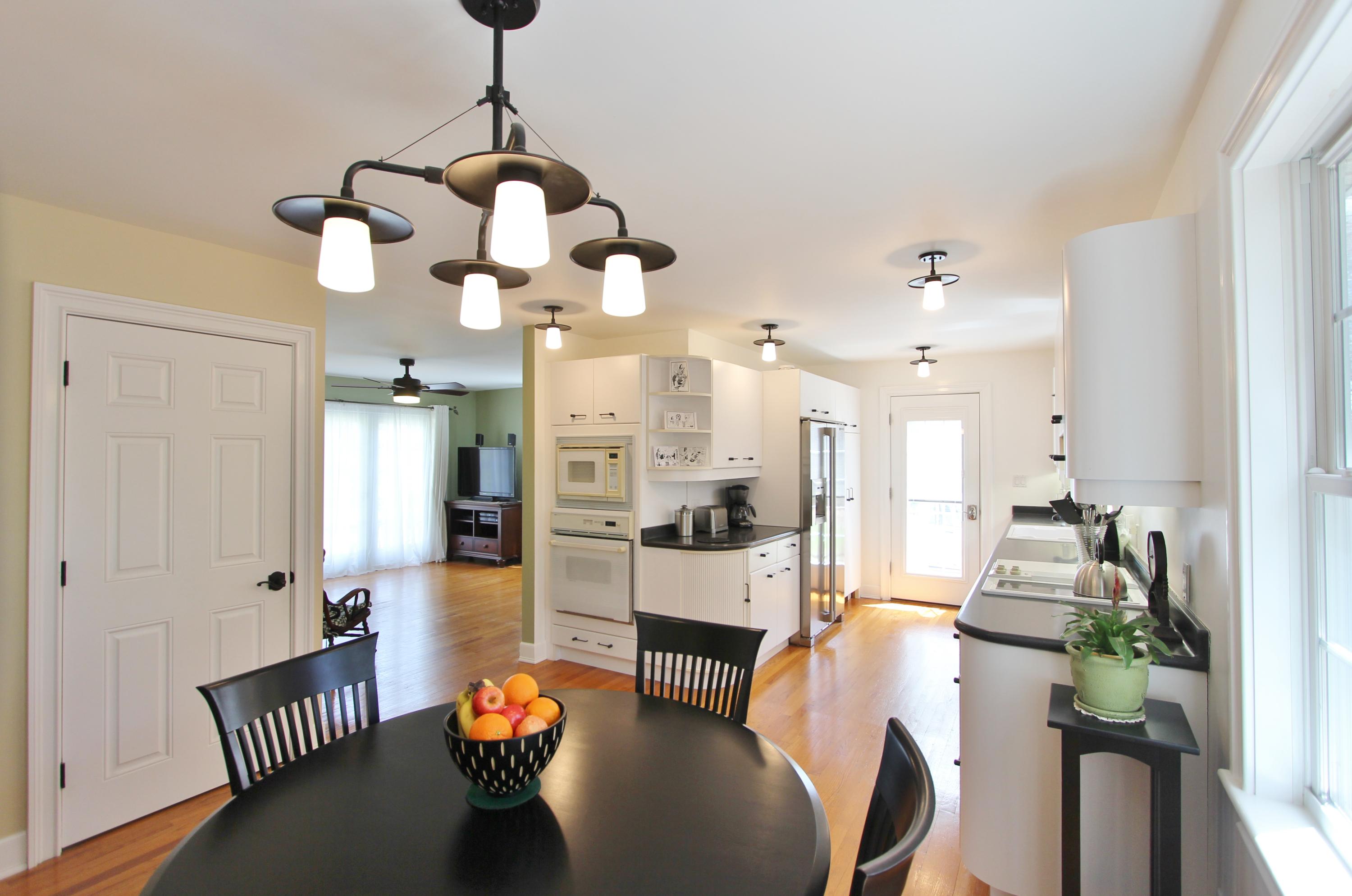 569 Main Road Eddington, ME 04428 - Photo 5 of 23 5
