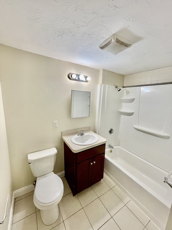 5 Ashland Street Worcester, MA 01609 - Photo 14 of 19