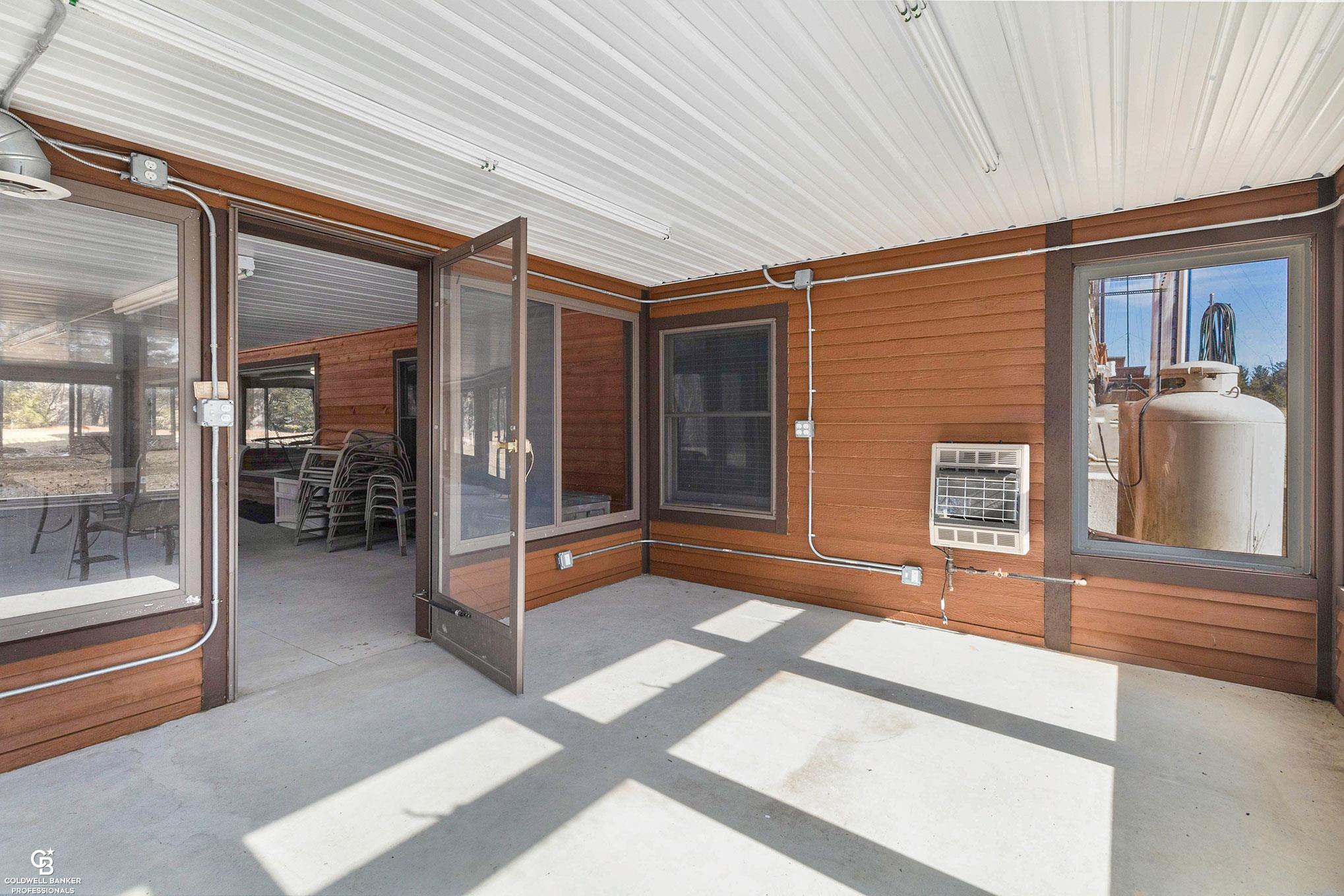 6967 Gibbons Road Jeddo, MI 48032 - Photo 42 of 75