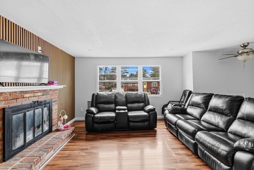 36 Kalmia Road Holbrook, MA 02343 - Photo 6 of 19