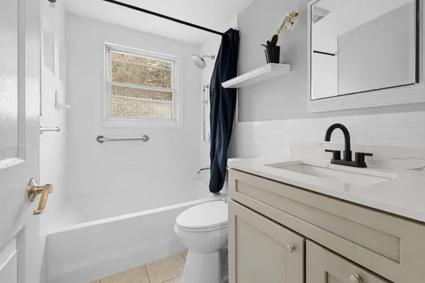 $639,000 | 36 Kalmia Road, Holbrook, MA 02343