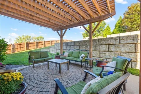 $545,000 | 6942 Constance Street, Shawnee, KS 66216