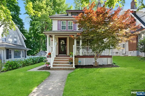 $669,000 | 181 Selvage Avenue, Teaneck, NJ 07666