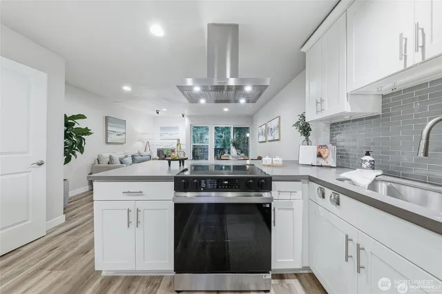 $475,000 | 1940 North Northgate Way, Seattle, WA 98133