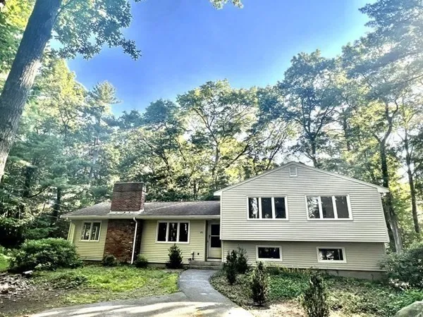 $5,495 | 20 Algonquin Road, Canton, MA 02021