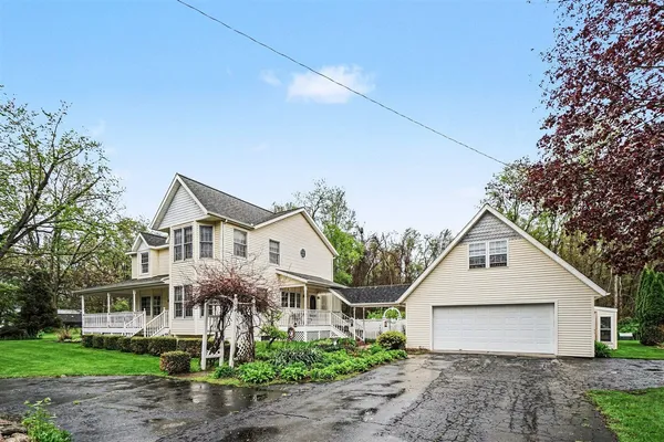$499,000 | 4961 Beechwood Drive, Delton, MI 49046