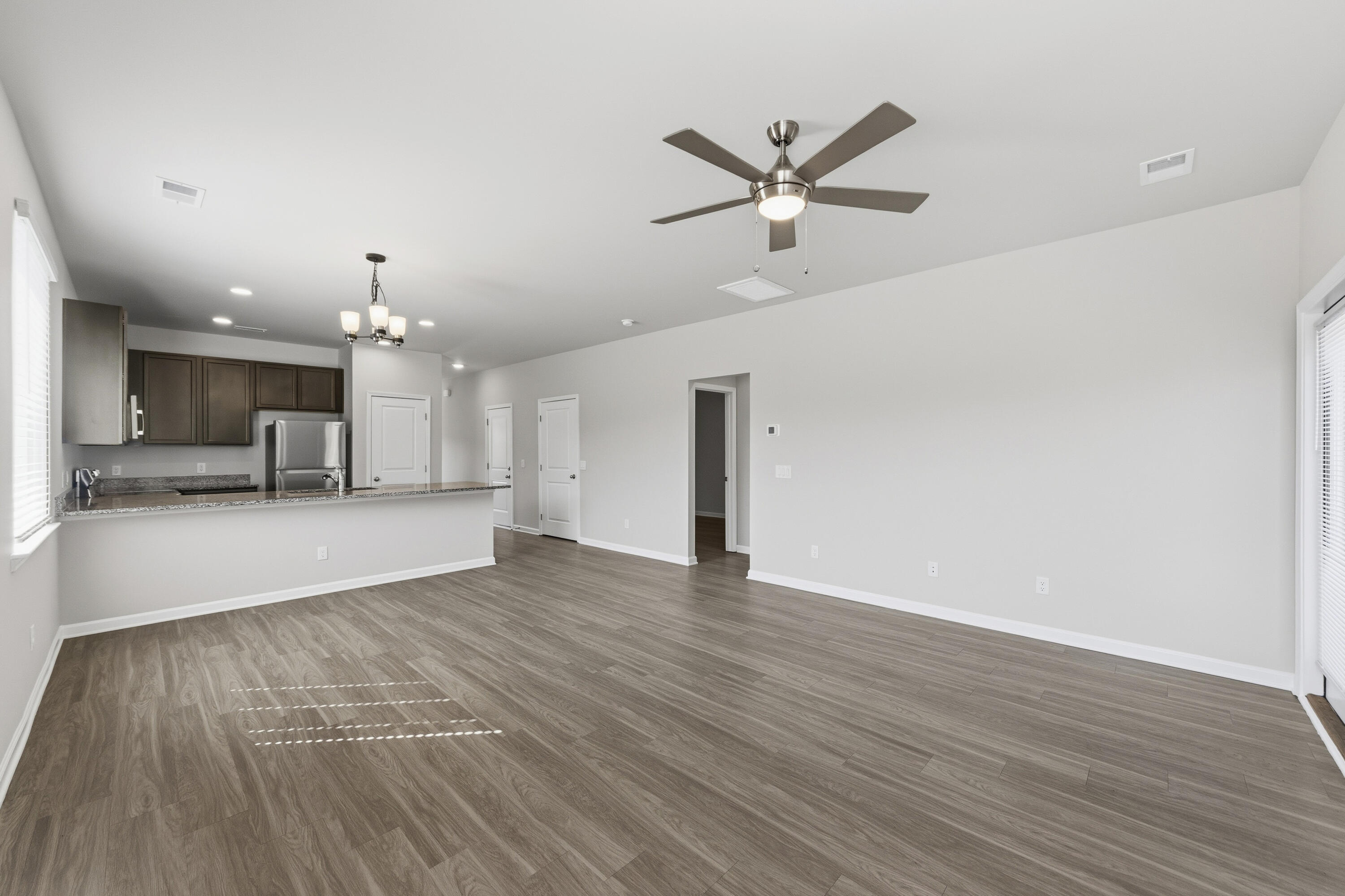 1330 Warrens Way Manning, SC 29102 - Photo 7 of 26 _01A8799