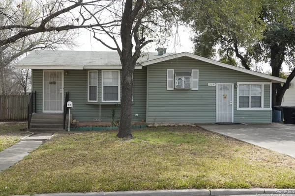$1,400 | 224 Marquette Drive, San Antonio, TX 78228