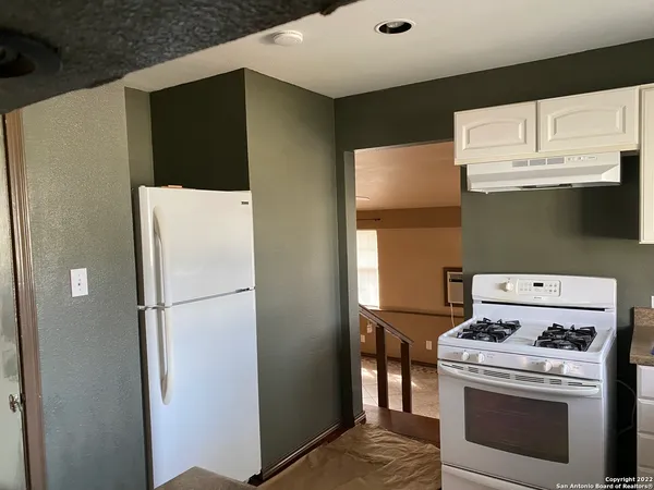 $1,400 | 224 Marquette Drive, San Antonio, TX 78228