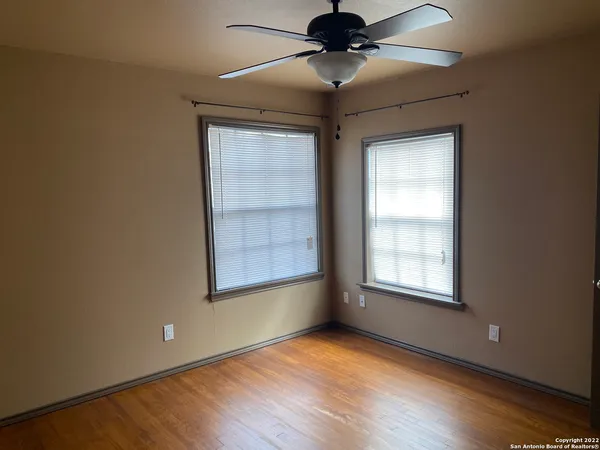 $1,400 | 224 Marquette Drive, San Antonio, TX 78228