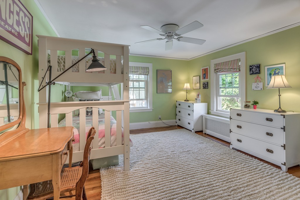 13 Pickwick Road Marblehead, MA 01945 - Photo 23 of 30