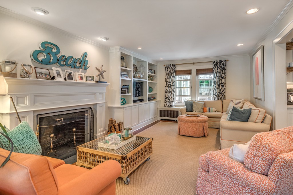 13 Pickwick Road Marblehead, MA 01945 - Photo 6 of 30