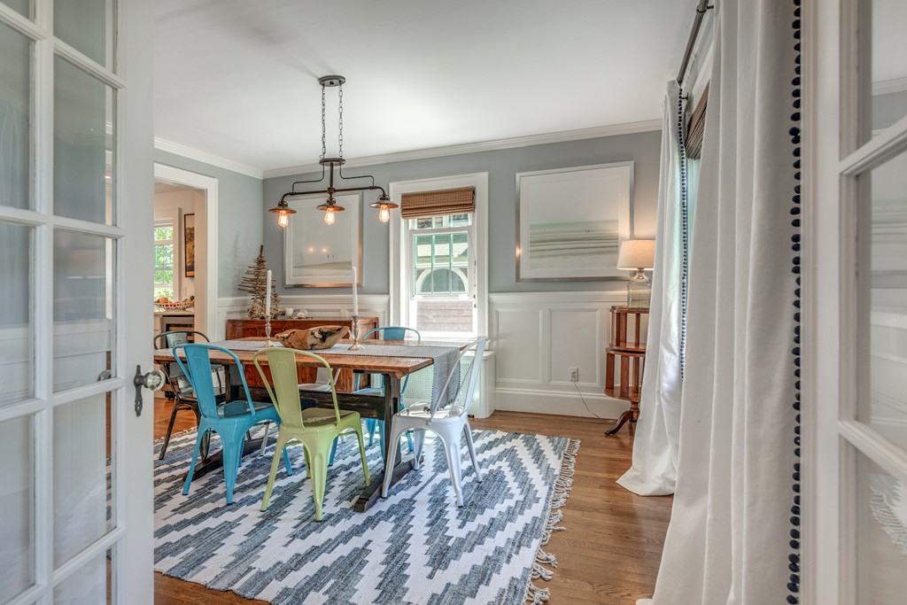 13 Pickwick Road Marblehead, MA 01945 - Photo 10 of 30