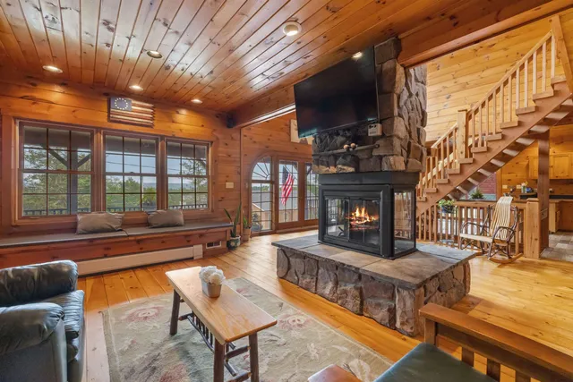 $759,900 | 455 Carrie Avenue, Pembroke, NH 03275