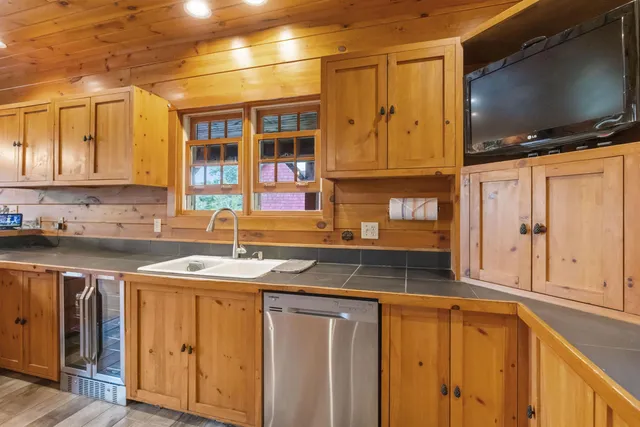 $759,900 | 455 Carrie Avenue, Pembroke, NH 03275