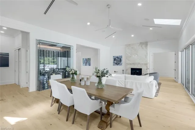 $5,699,000 | 3136 Ravenna Avenue, Naples, FL 34120