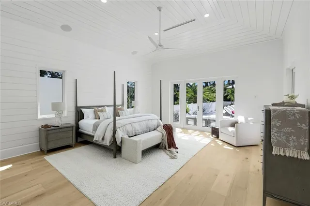 $5,699,000 | 3136 Ravenna Avenue, Naples, FL 34120