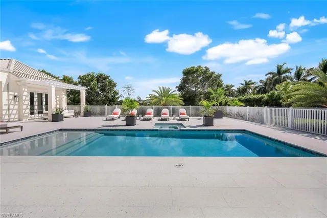 $5,699,000 | 3136 Ravenna Avenue, Naples, FL 34120