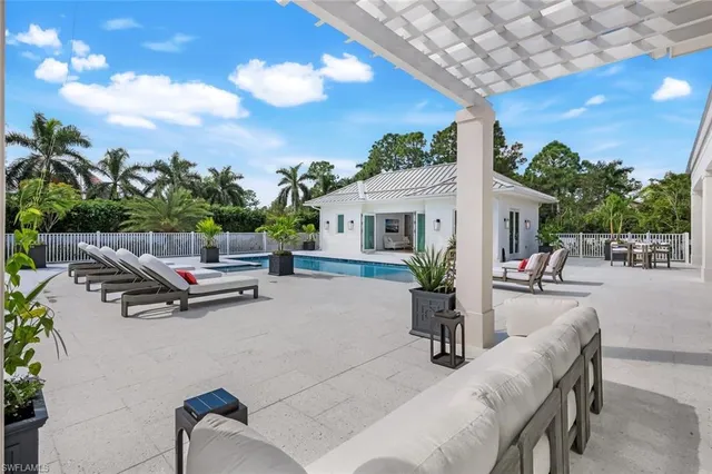 $5,699,000 | 3136 Ravenna Avenue, Naples, FL 34120