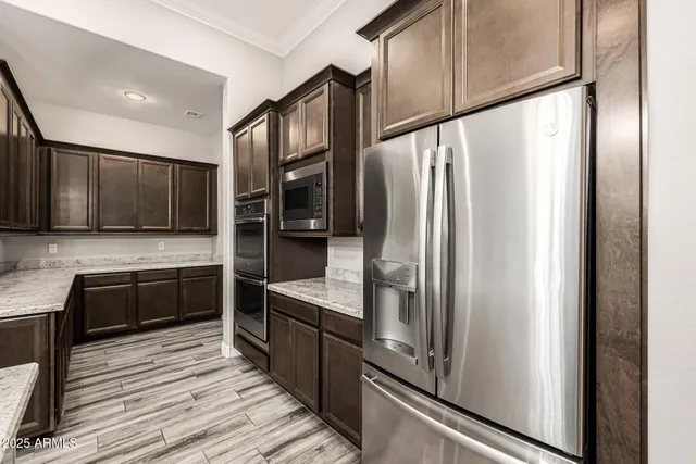 $1,249,000 | 7588 South Peppertree Drive, Gilbert, AZ 85298