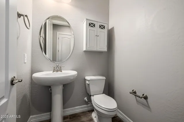 $1,249,000 | 7588 South Peppertree Drive, Gilbert, AZ 85298