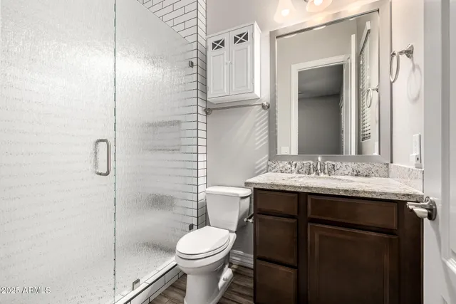 $1,249,000 | 7588 South Peppertree Drive, Gilbert, AZ 85298