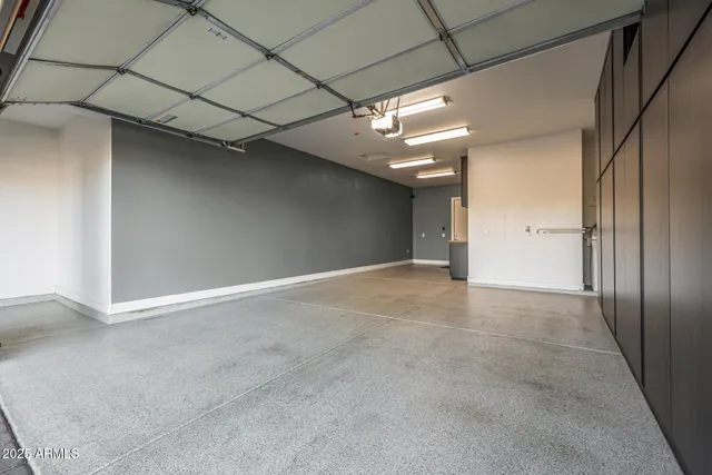 $1,249,000 | 7588 South Peppertree Drive, Gilbert, AZ 85298