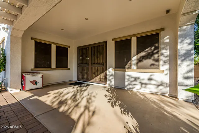 $1,249,000 | 7588 South Peppertree Drive, Gilbert, AZ 85298