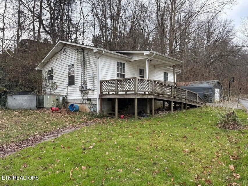 121-141 Spring Street Sevierville, TN 37862 - Photo 7 of 8 121 sprg dr