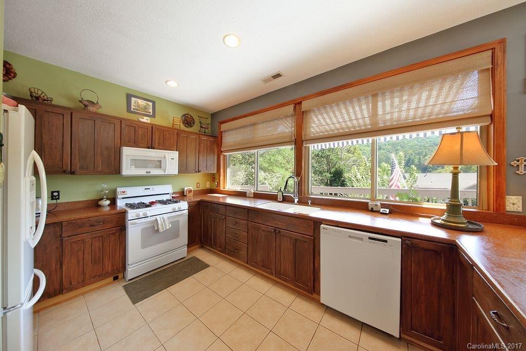 16 Weldon Way Fairview, NC 28730 - Photo 17 of 24 Gallery Image 17