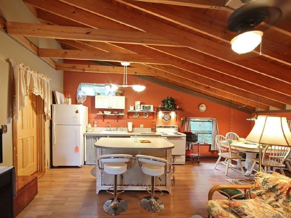 16 Weldon Way Fairview, NC 28730 - Photo 10 of 24 Gallery Image 10