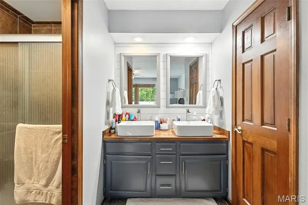 $550,000 | 190 Whispering Pines Estate, St. Clair, MO 63077