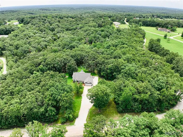 $550,000 | 190 Whispering Pines Estate, St. Clair, MO 63077