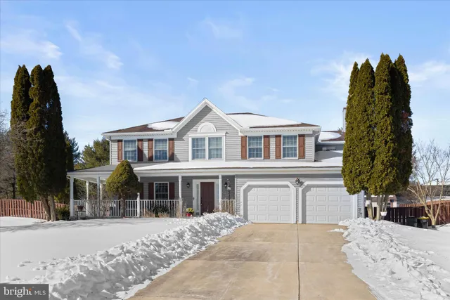 $445,000 | 76 Brook Meadow Circle, Shrewsbury, PA 17361