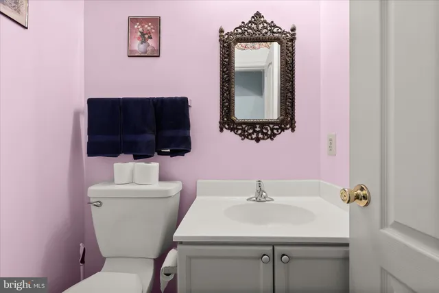 $445,000 | 76 Brook Meadow Circle, Shrewsbury, PA 17361