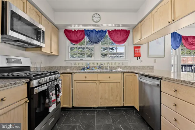 $445,000 | 76 Brook Meadow Circle, Shrewsbury, PA 17361