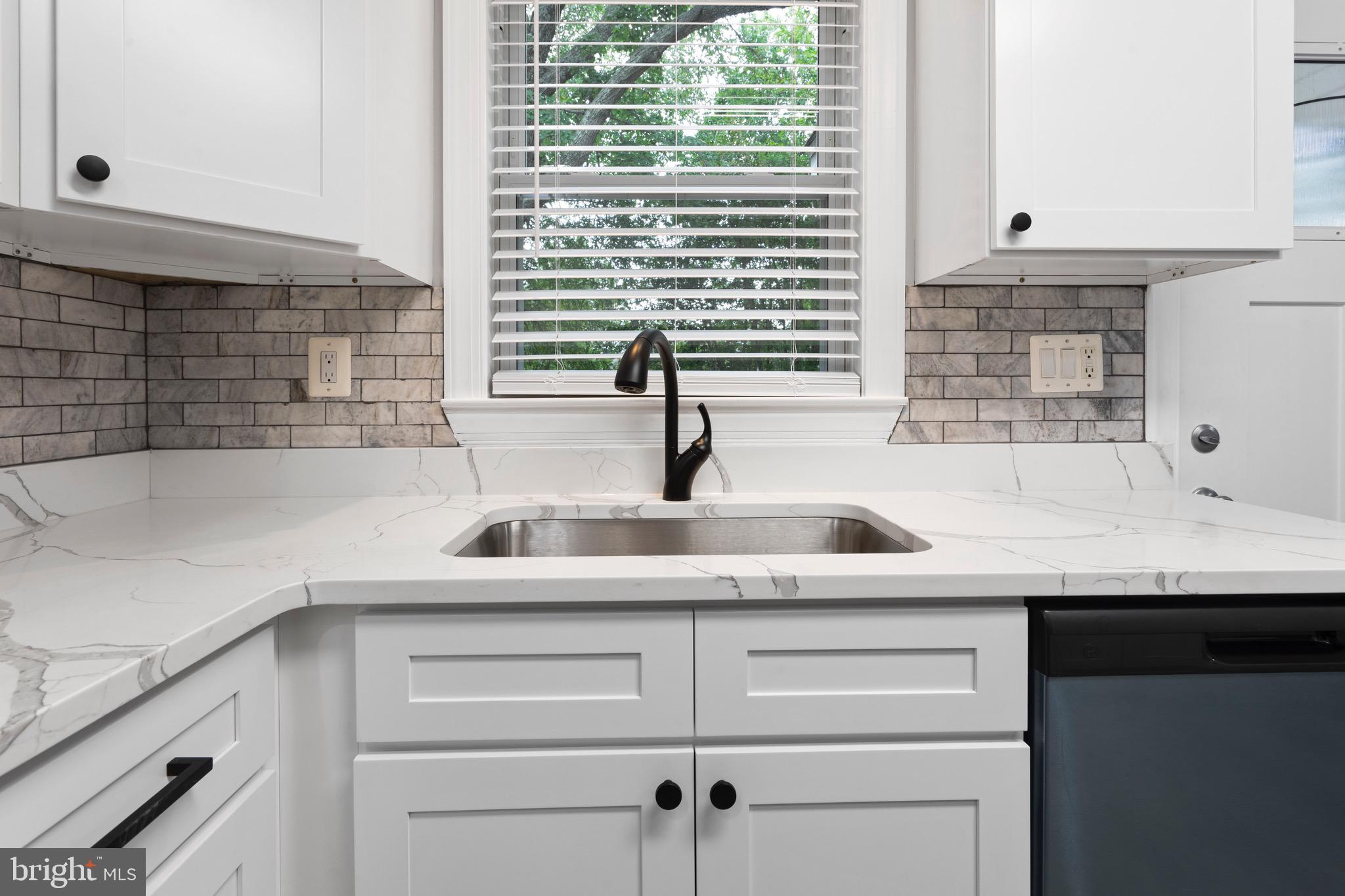 6107 Drum Point Road Deale, MD 20751 - Photo 18 of 60